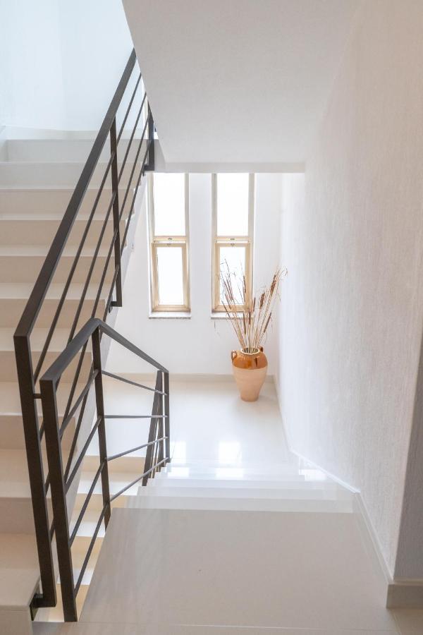 Brand New Studio With Garage - Close To The Beach Acquarica del Capo Exterior foto